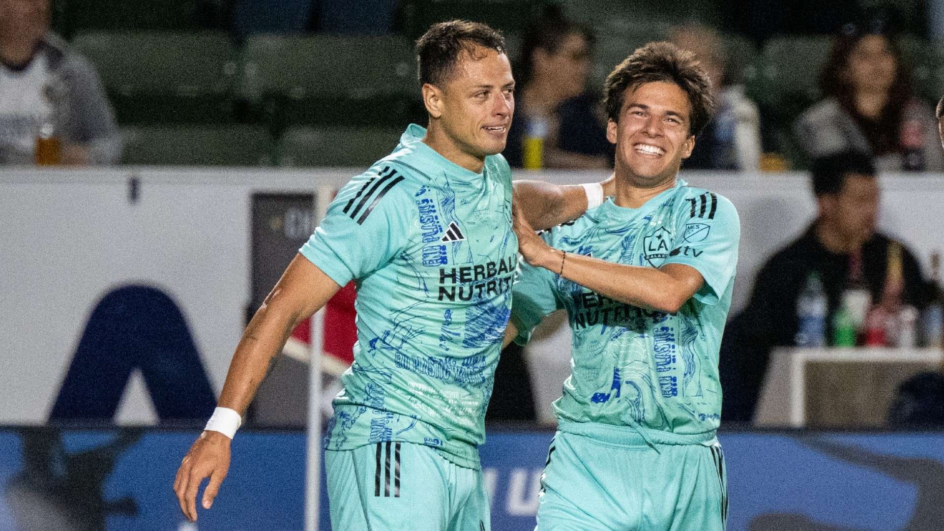 管理层始终 管理层始终